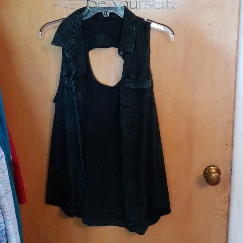 Green rock and republic vest